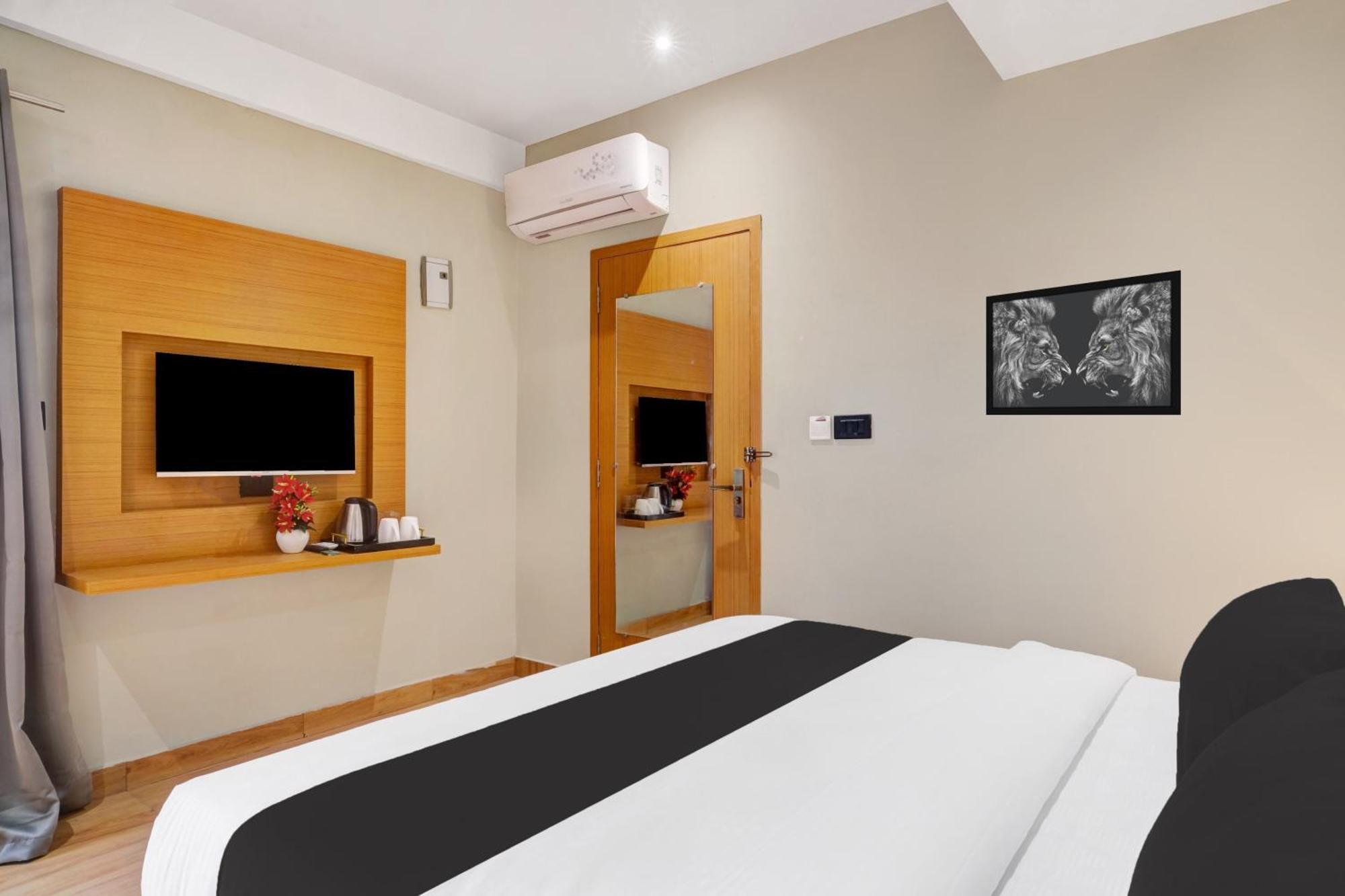 Townhouse Oak Sarusajai Stadium Dispur Extérieur photo