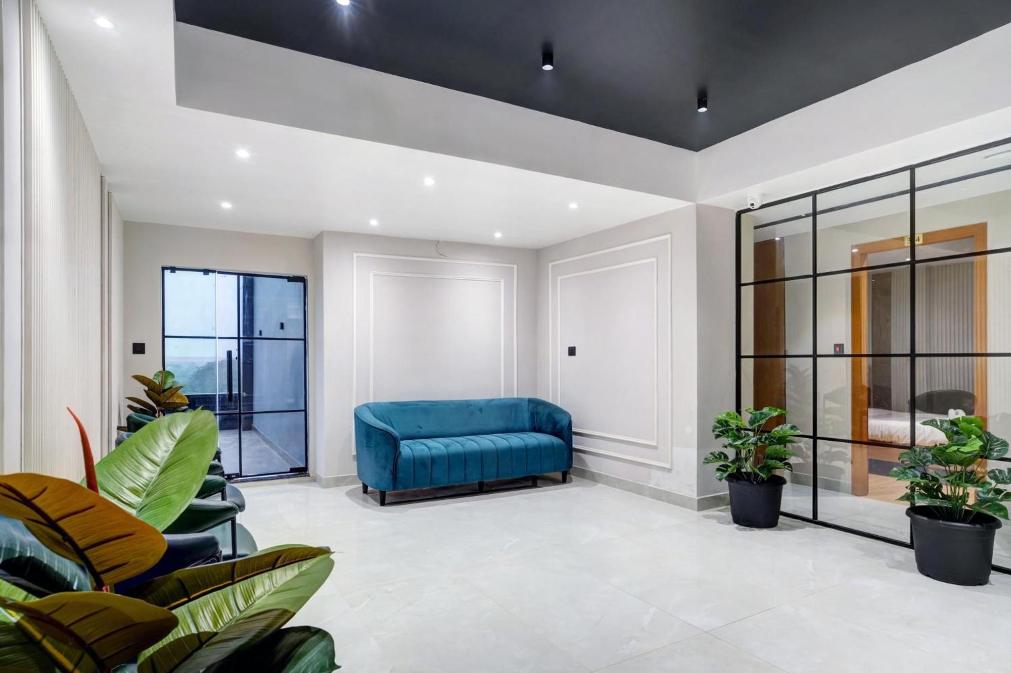 Townhouse Oak Sarusajai Stadium Dispur Extérieur photo