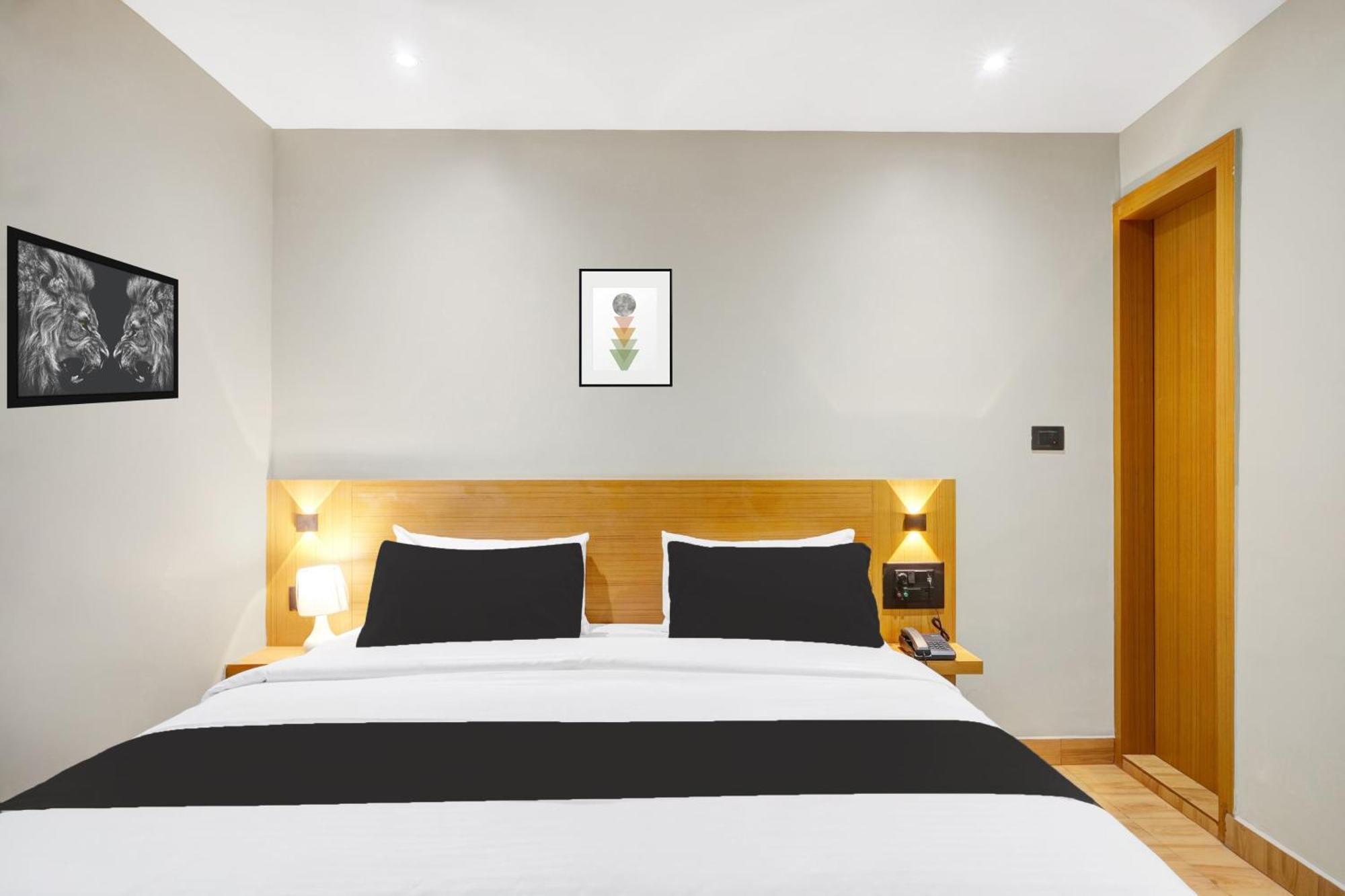 Townhouse Oak Sarusajai Stadium Dispur Extérieur photo